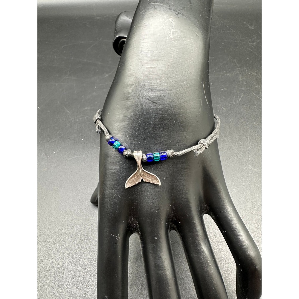 Sunwest Silver Co Sterling Silver Whale Tail Adjustable Cord Bead‎ Bracelet